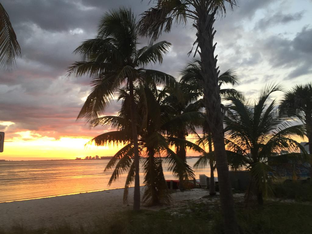 751 Meridian House Aparthotel Miami Beach Esterno foto